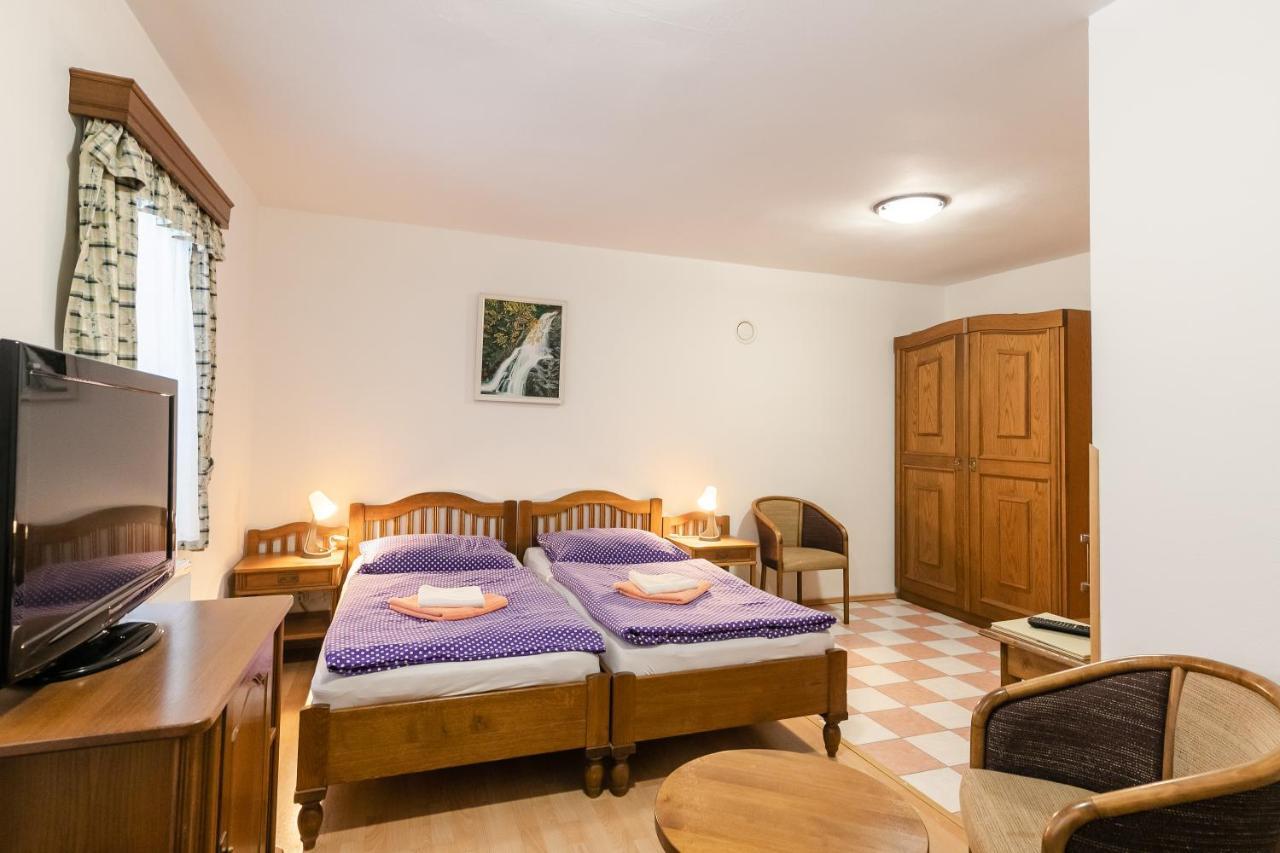 Hotel Perla Jizery Josefŭv Dŭl Dış mekan fotoğraf