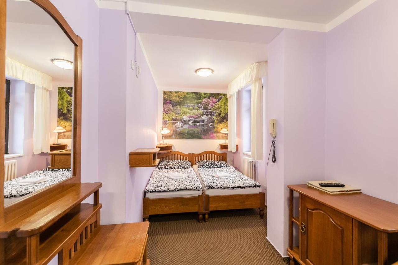 Hotel Perla Jizery Josefŭv Dŭl Dış mekan fotoğraf