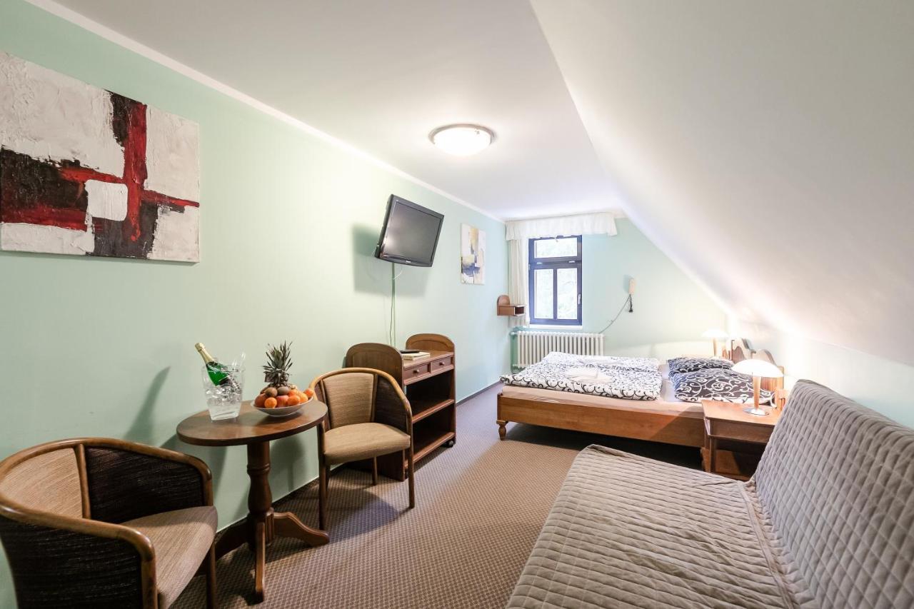 Hotel Perla Jizery Josefŭv Dŭl Dış mekan fotoğraf