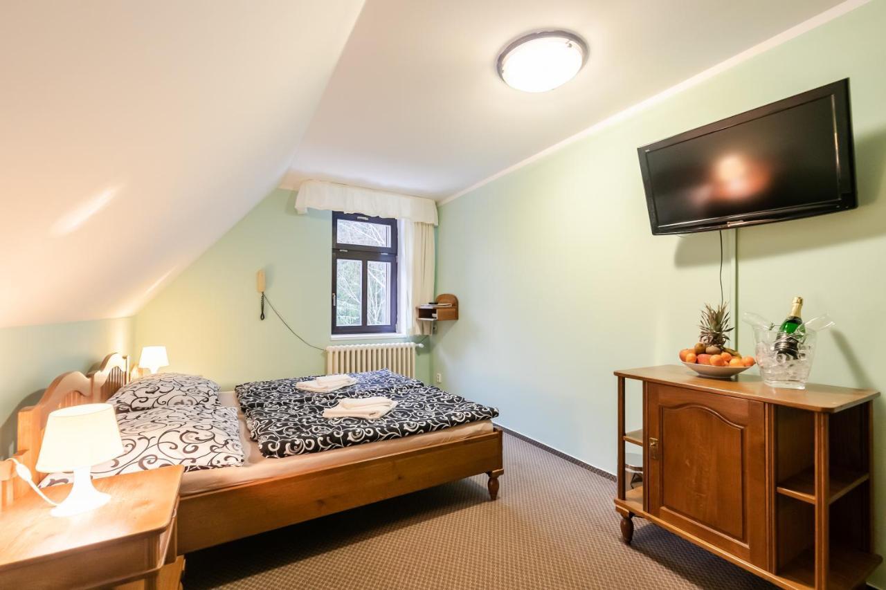 Hotel Perla Jizery Josefŭv Dŭl Dış mekan fotoğraf