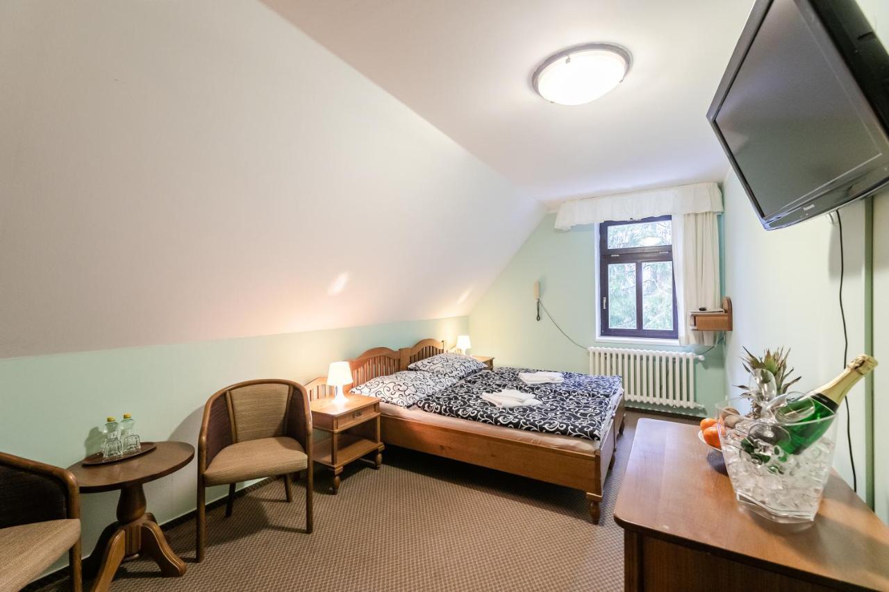 Hotel Perla Jizery Josefŭv Dŭl Dış mekan fotoğraf