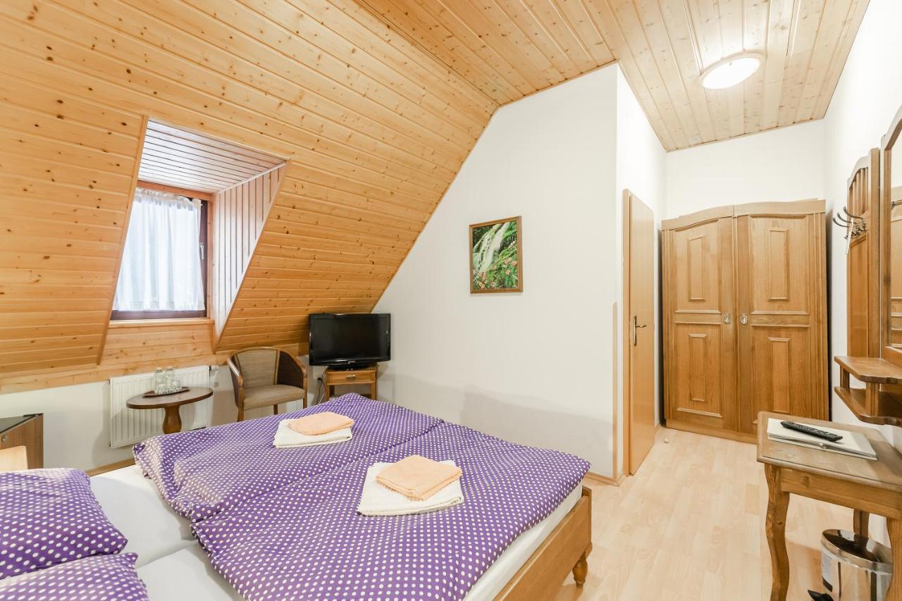 Hotel Perla Jizery Josefŭv Dŭl Dış mekan fotoğraf