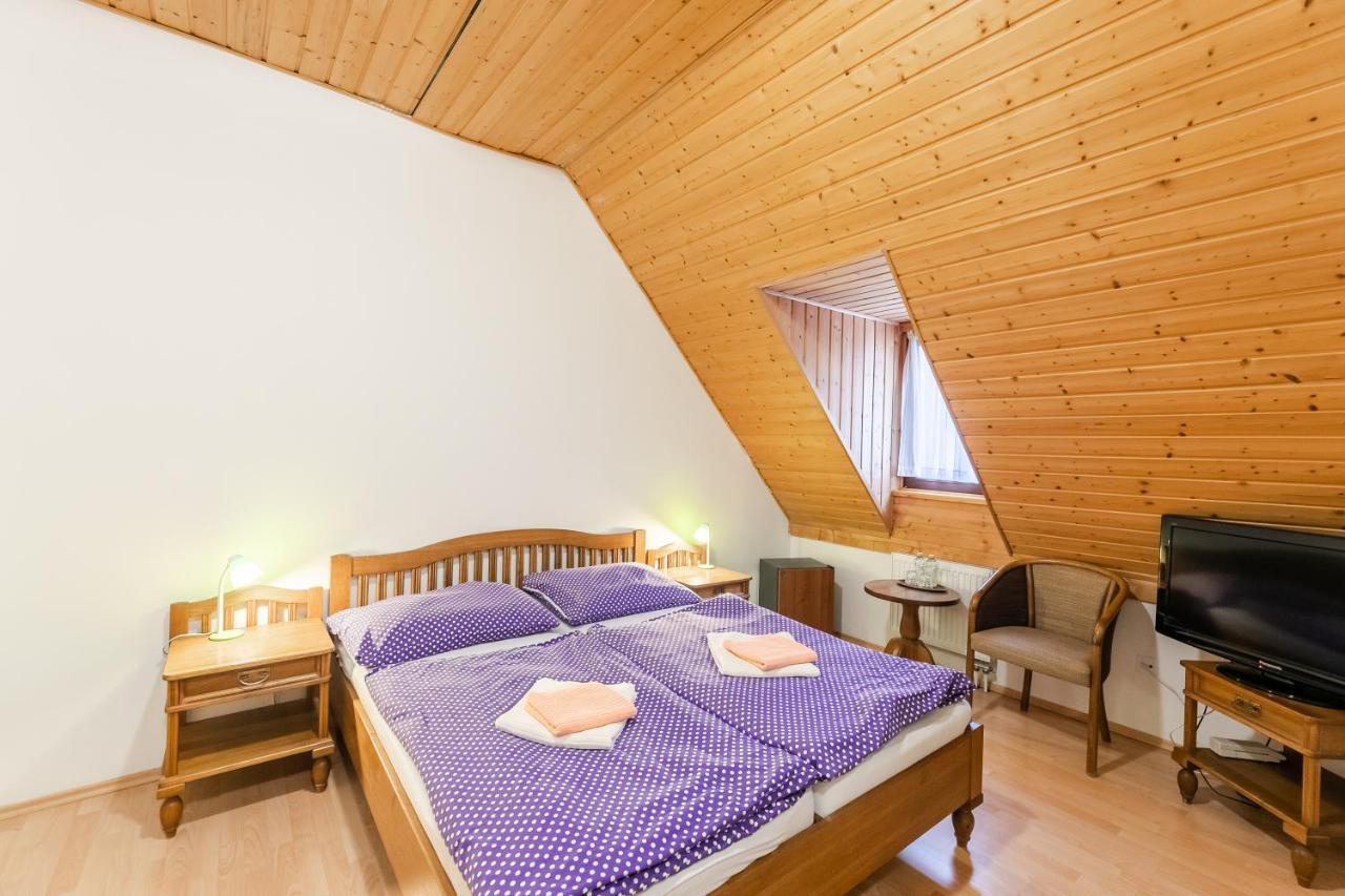 Hotel Perla Jizery Josefŭv Dŭl Dış mekan fotoğraf