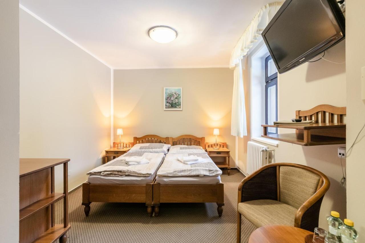 Hotel Perla Jizery Josefŭv Dŭl Dış mekan fotoğraf